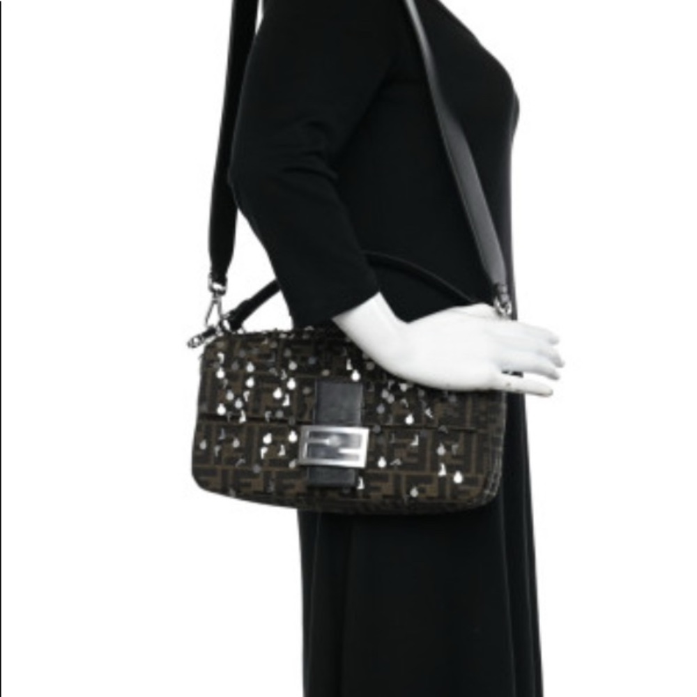 Fendi Black and Brown Baguette Shoulder Bag with Silver Accents - Picture 2 of 12